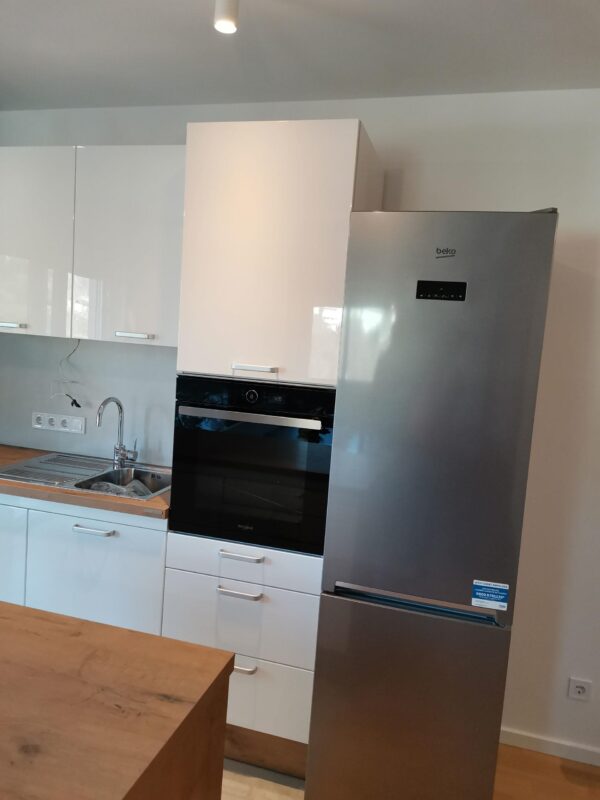 studioHR / završeni projekt 9647200000 / kuhinja Livnig 04