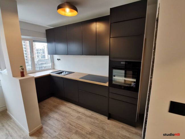 završeni projekt 9666209000, kuhinja po mjeri, model Toplux