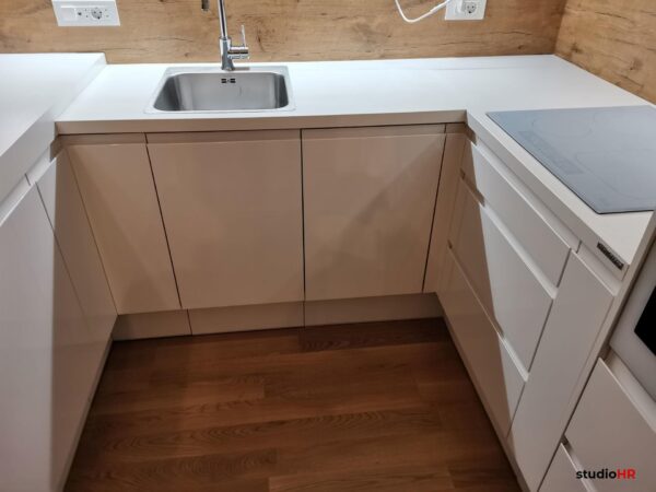 studioHR / završeni projekt 9653675000 / kuhinja Granada 05
