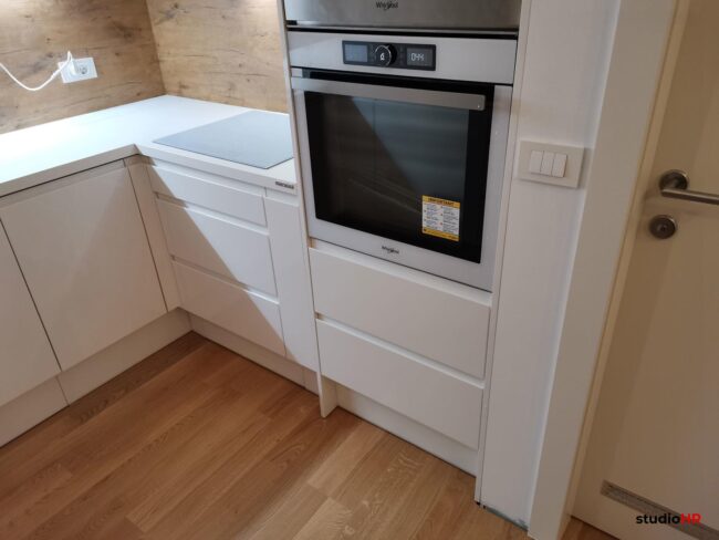 završeni projekt 9653675000, kuhinja po mjeri, model Granada