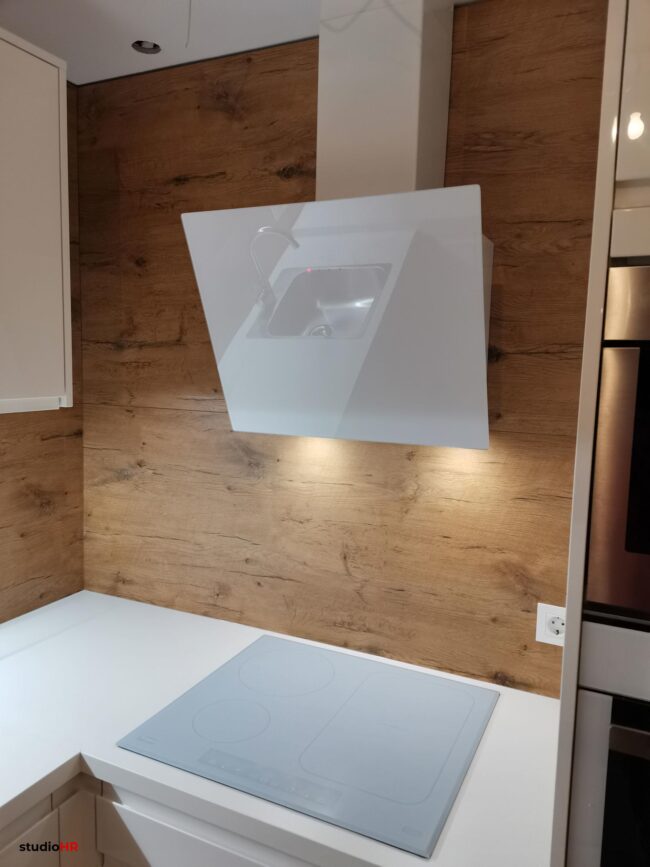 završeni projekt 9653675000, kuhinja po mjeri, model Granada