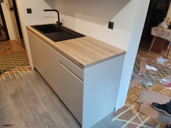 studioHR / završeni projekt 9668774000 / kuhinja Granada 01
