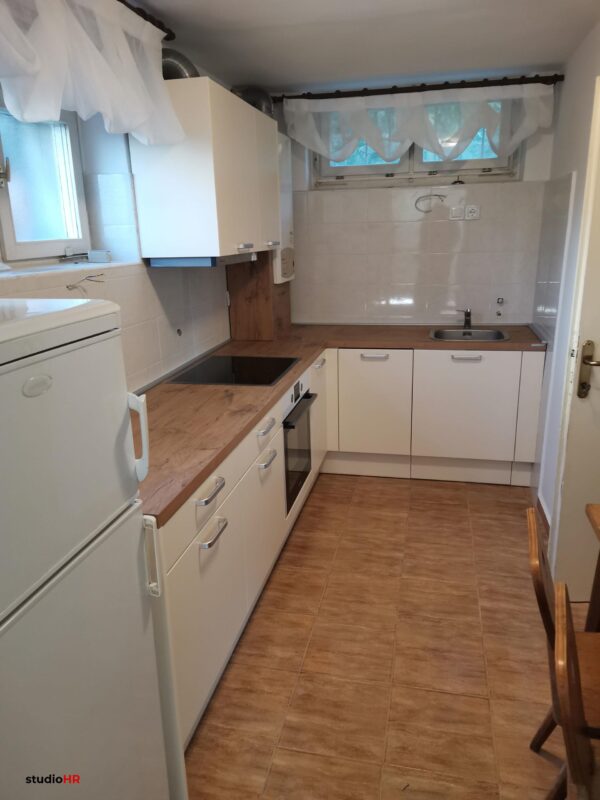 studioHR / završeni projekt 9665062000 / kuhinja LIVING 01