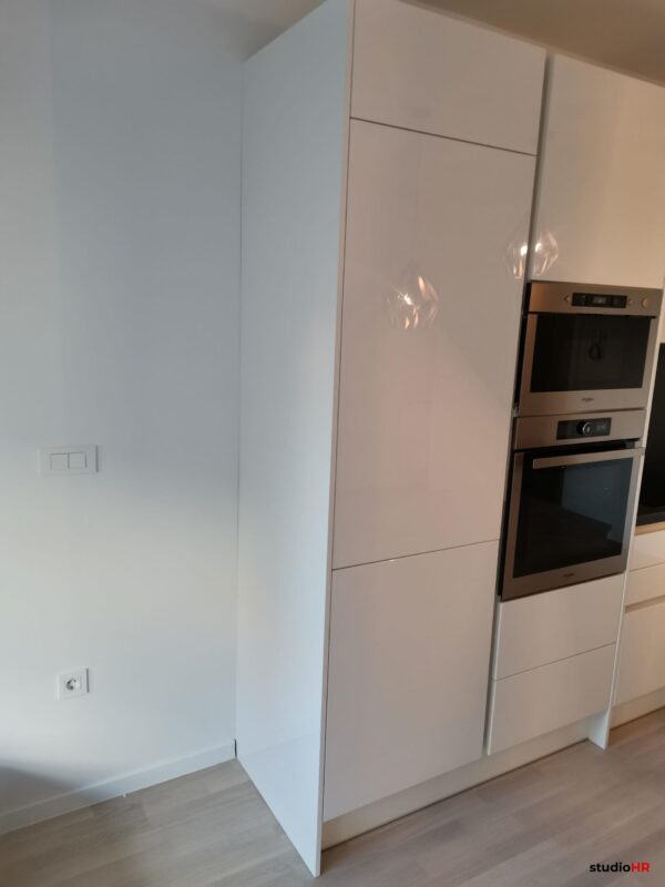 studioHR / završeni projekt 9662032000 / kuhinja Silbermond 02