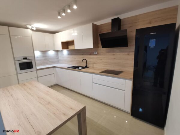 studioHR / završeni projekt 9669377000 / kuhinja Silbermond 02
