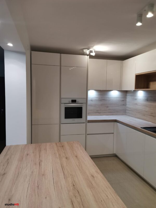 studioHR / završeni projekt 9669377000 / kuhinja Silbermond 06