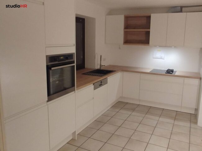 završeni projekt 8655998000, kuhinja po mjeri, model Granada