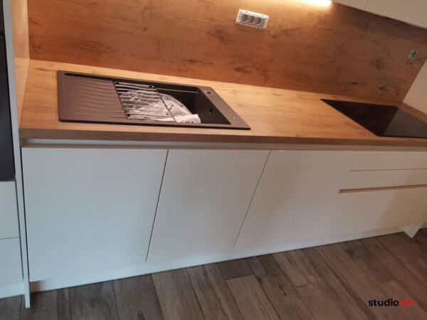 studioHR / završeni projekt 0614860000 / kuhinja Silbermond 06