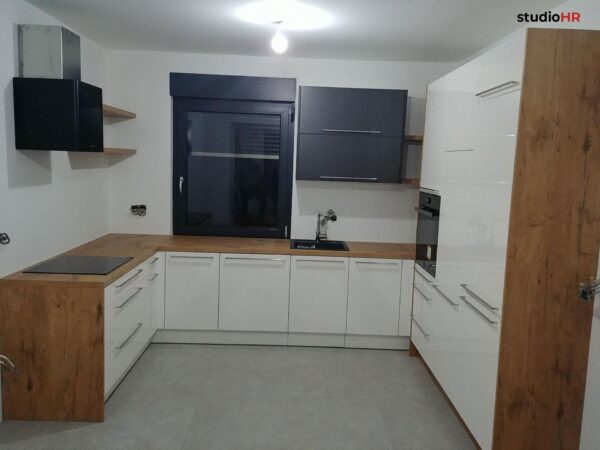 studioHR / završeni projekt 8665456000 / kuhinja Living 01