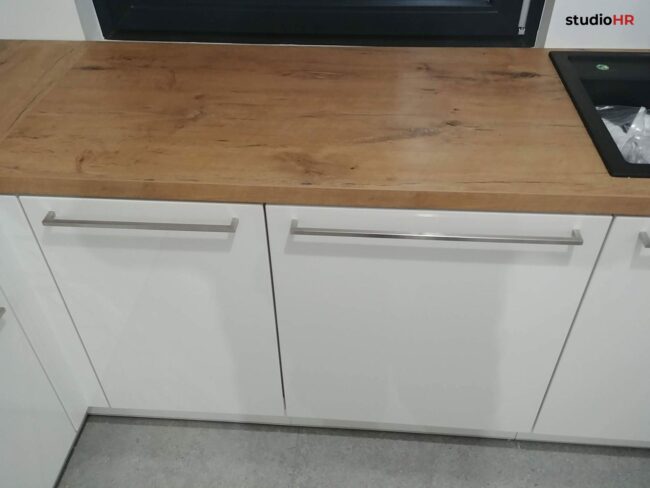 završeni projekt 8665456000, kuhinja po mjeri, model Living