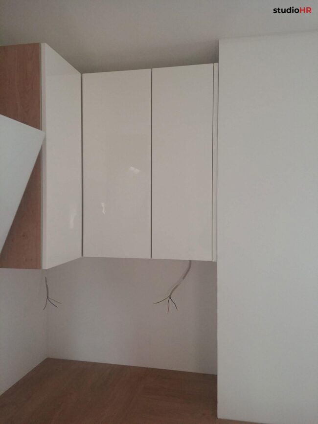 završeni projekt 8674080000, kuhinja po mjeri, model Silbermond