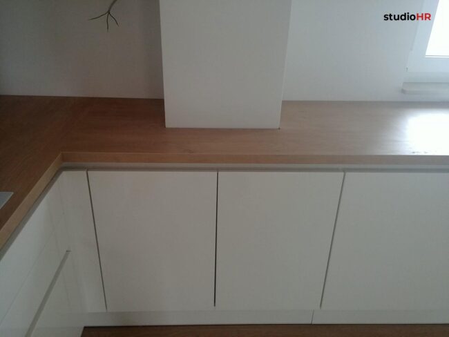 završeni projekt 8674080000, kuhinja po mjeri, model Silbermond