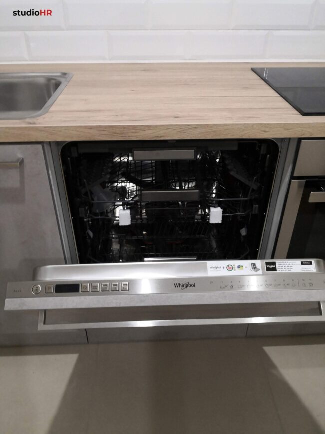 završeni projekt 9645434000, kuhinja po mjeri, model LaCorte