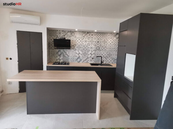 studioHR / završeni projekt 0612934000 / kuhinja Toplux 01