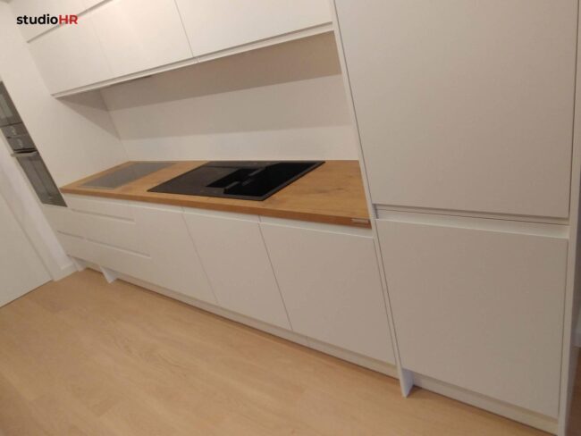 završeni projekt 8611184000, kuhinje po mjeri, model Granada