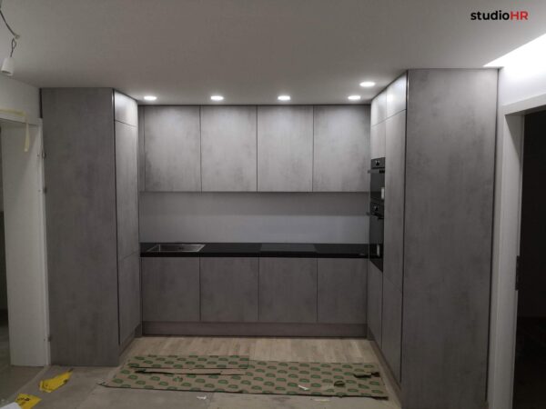studioHR / završeni projekt 9628995000 / kuhinja Silbermond 01