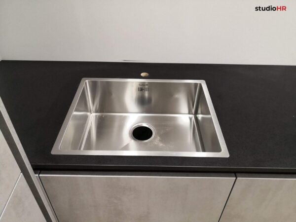 studioHR / završeni projekt 9628995000 / kuhinja Silbermond 05