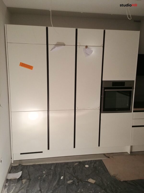 studioHR / završeni projekt 9629244000 / kuhinja Silbermond 01