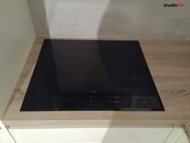 završeni projekt 9629244000, kuhinja po mjeri, model Silbermond