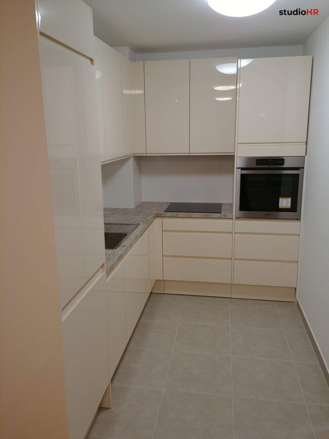 završeni projekt 9629597000, kuhinja po mjeri, model Granada