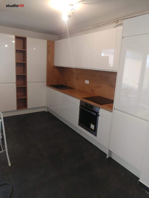 studioHR / završeni projekt 9652947000 / kuhinja Granada 01