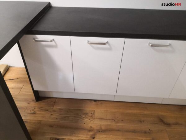 studioHR / završeni projekt 9639395000 / kuhinja Living 03