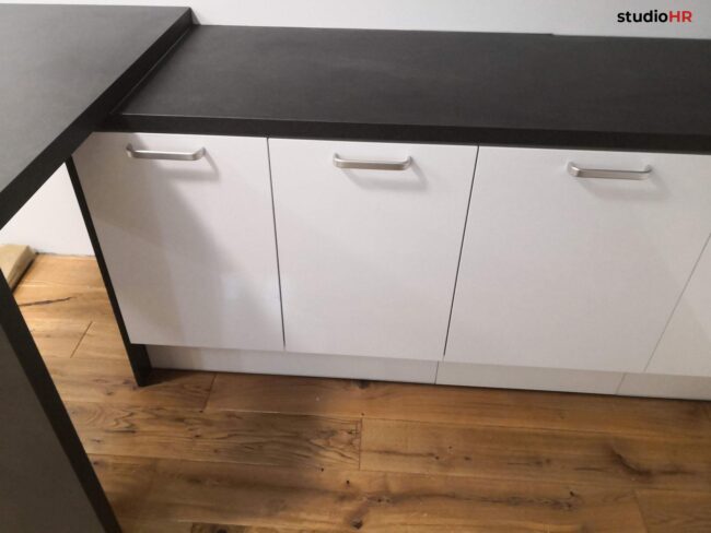 završeni projekt 9639395000, kuhinja po mjeri, model Living